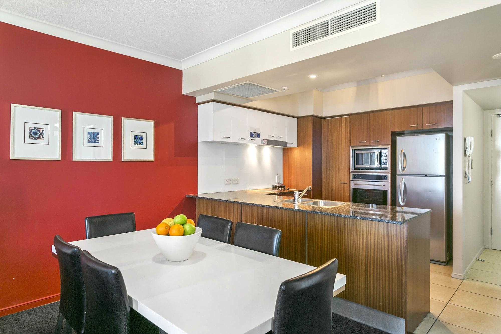 Mantra Towers Of Chevron Aparthotel Surfers Paradise Exteriör bild