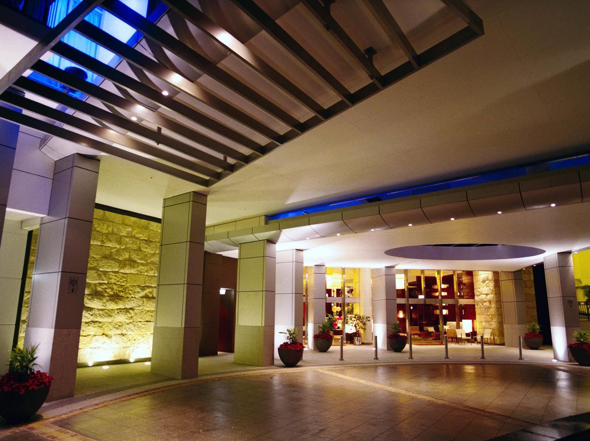 Mantra Towers Of Chevron Aparthotel Surfers Paradise Exteriör bild